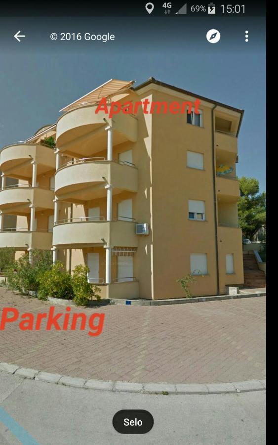 Apartment Irena เปรมันตูรา ภายนอก รูปภาพ
